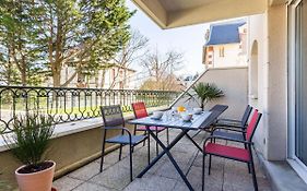 Apartment Montaigu